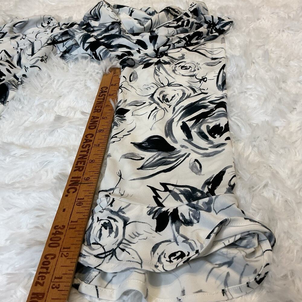 Karl Lagerfeld Paris Women’s Small 3/4 Sleeve Floral White/black Blouse - Picture 6 of 10